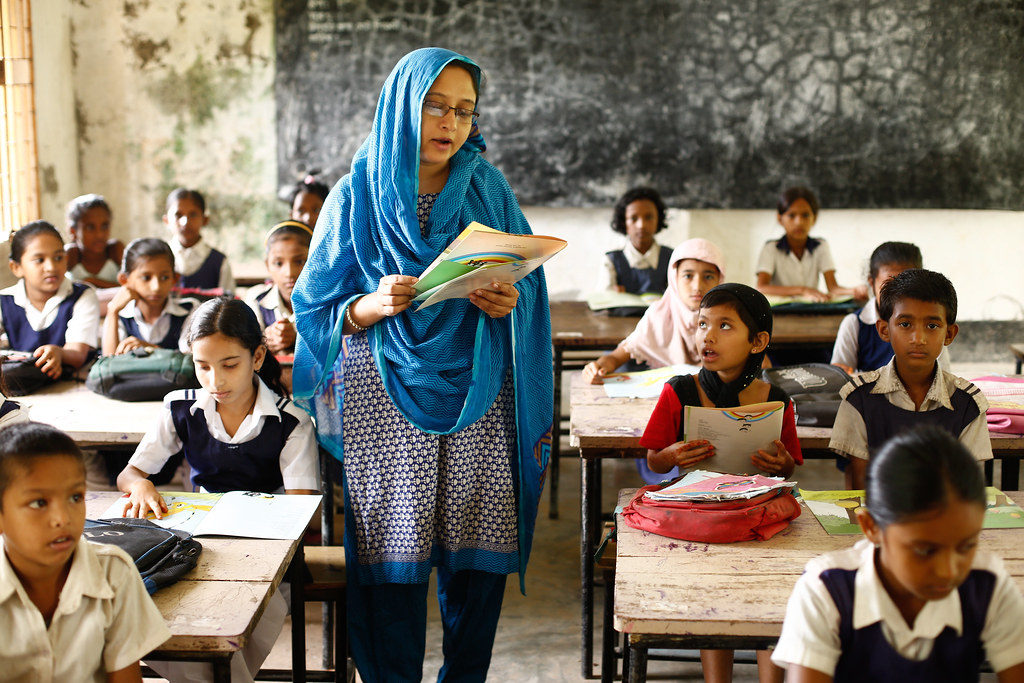 How pervasive is regional disparity in primary education in Bangladesh?